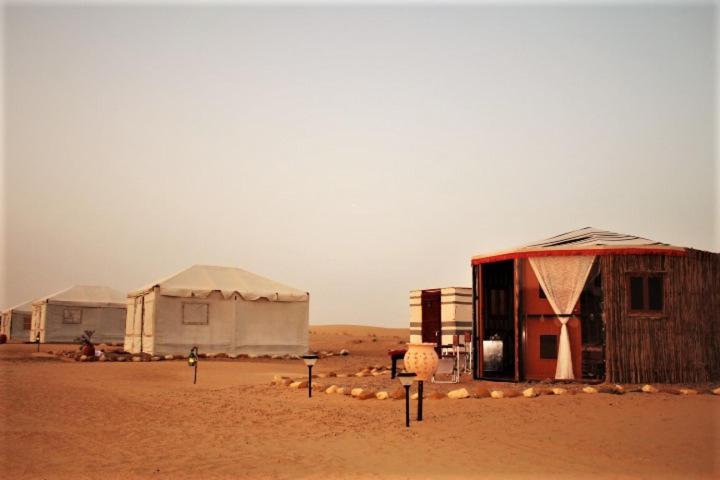 Legend Desert Camp Fulayj al Masha'ikh Ngoại thất bức ảnh