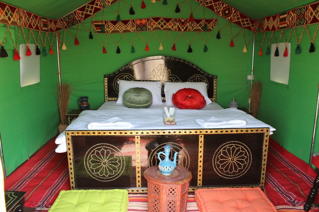 Legend Desert Camp Fulayj al Masha'ikh Ngoại thất bức ảnh