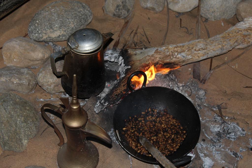 Legend Desert Camp Fulayj al Masha'ikh Ngoại thất bức ảnh